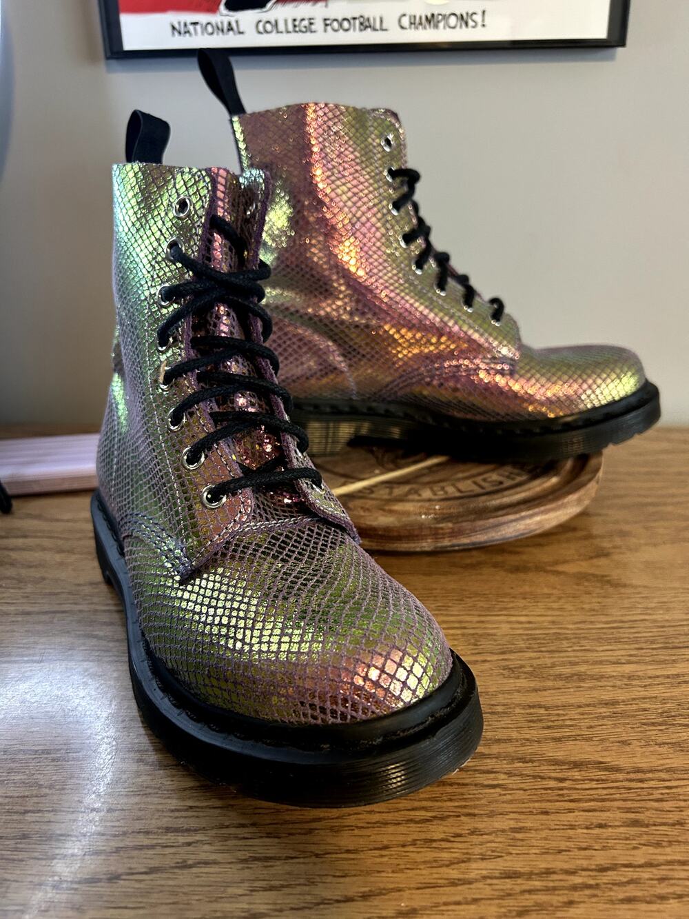 Dr Martens Rainbow Ray Snake Print size 7/EU 38